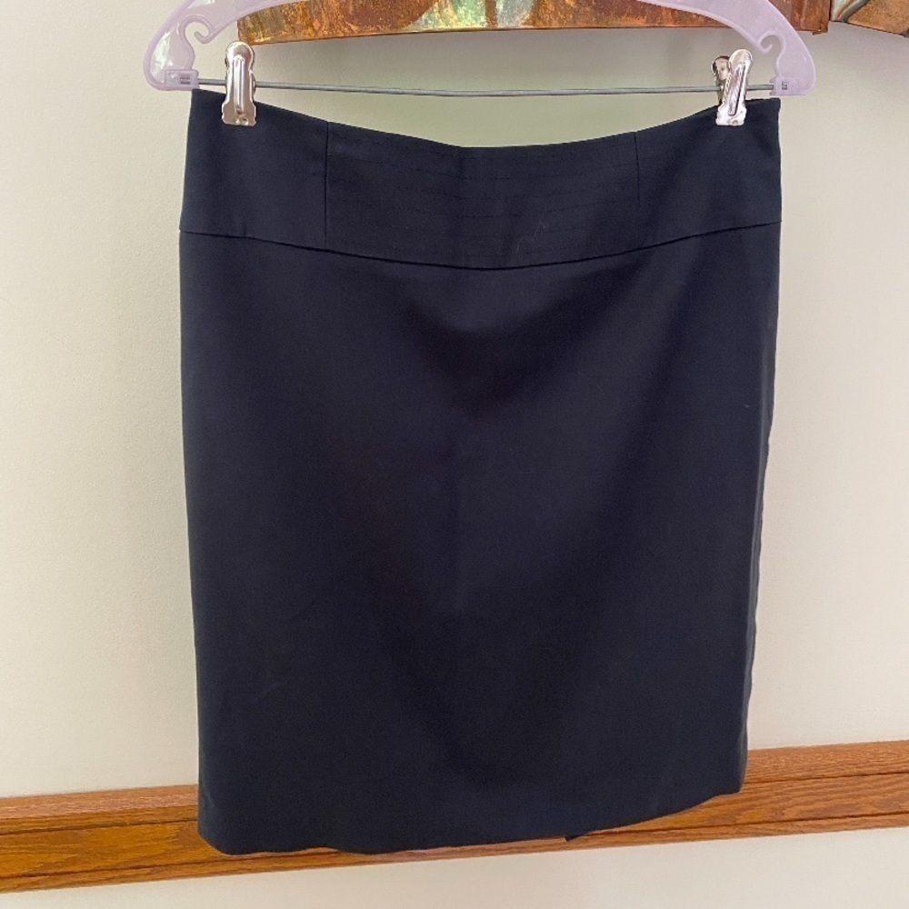 Banana republic pencil skirt size 8